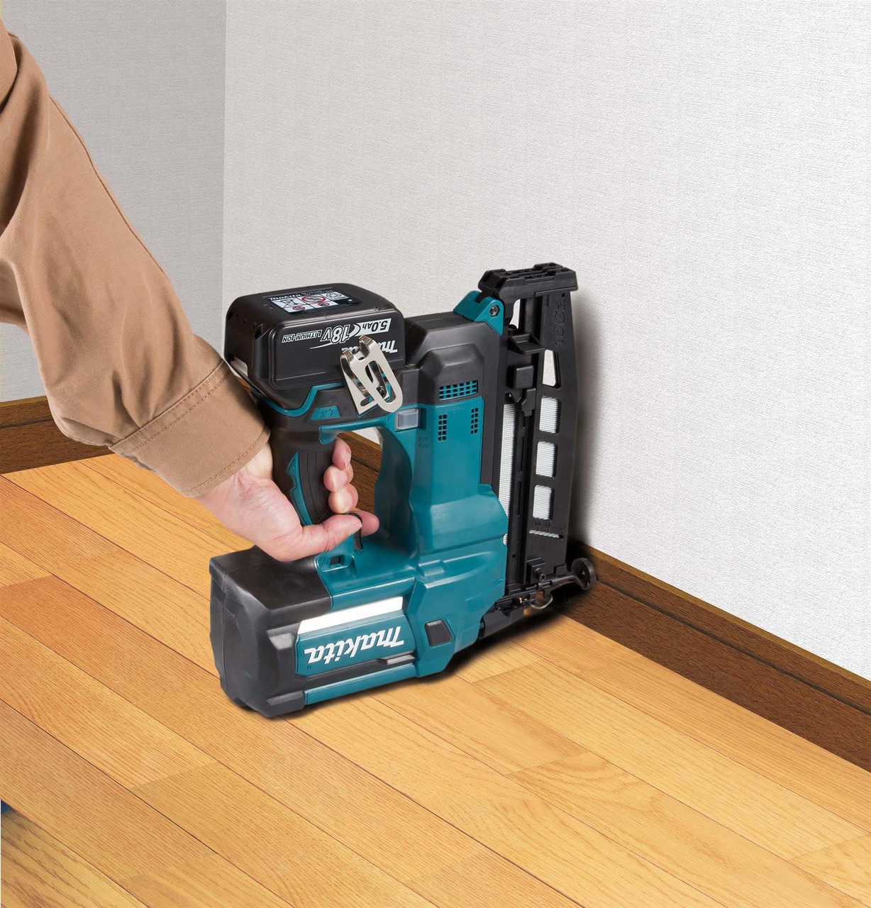 Makita DBN600ZJ 18V LXT 16G Finishing Nailer - Body Only