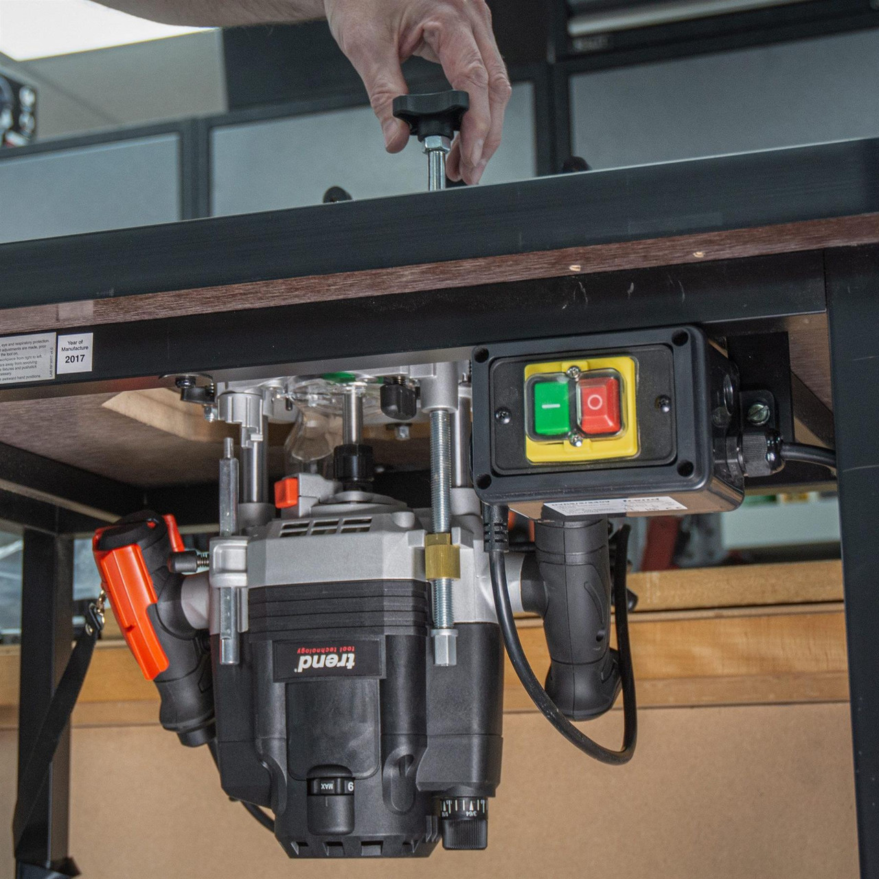 Trend T8EK 240V 1/2in 2200W Router 80mm Deep Plunge Cut Router Table Compatible