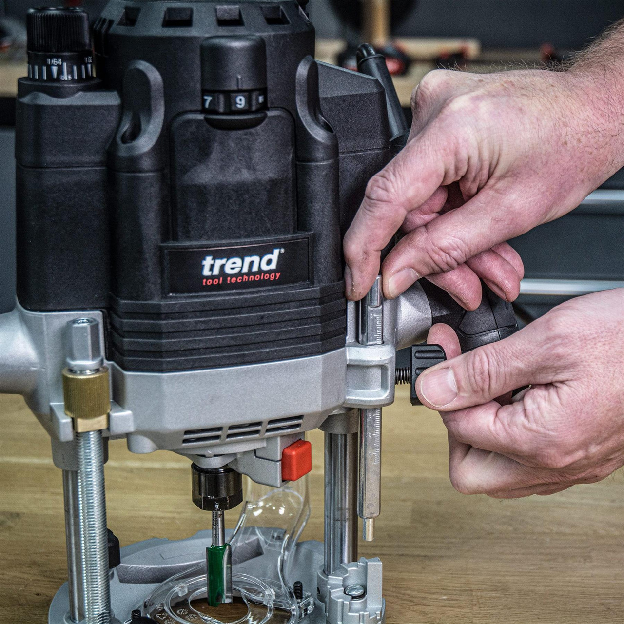 Trend T8EK 240V 1/2in 2200W Router 80mm Deep Plunge Cut Router Table Compatible