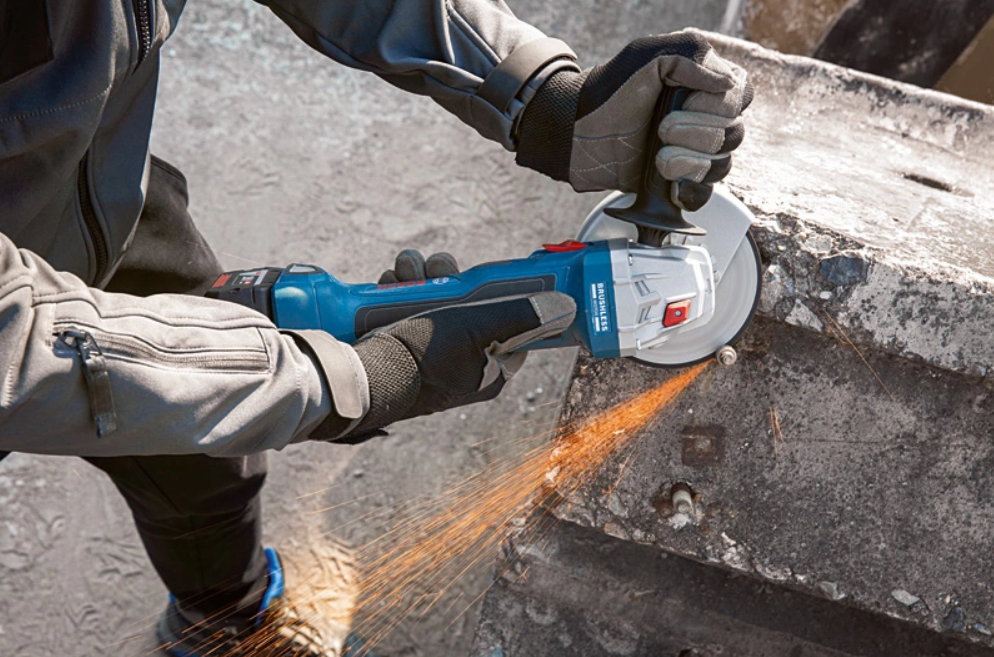 Bosch GWS 18V-7 Angle Grinder 125mm, Body Only - 06019H9001