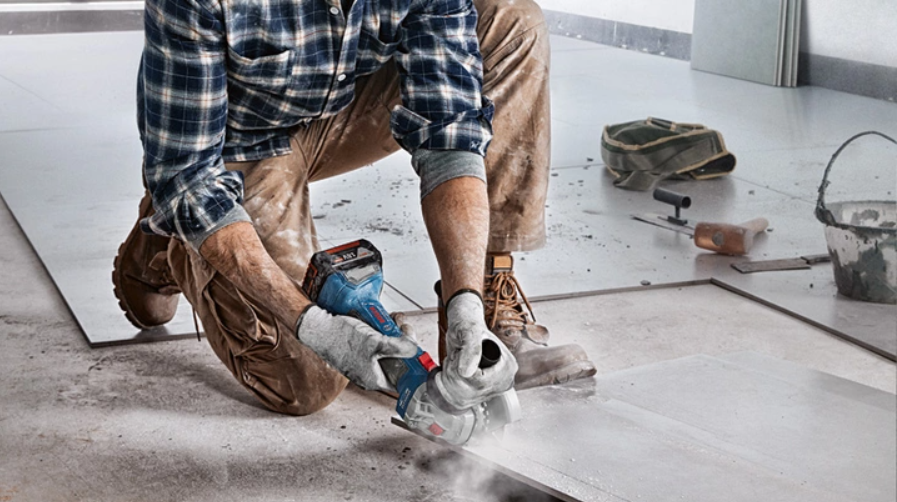 Bosch GWS 18V-7 Angle Grinder 125mm, Body Only - 06019H9001