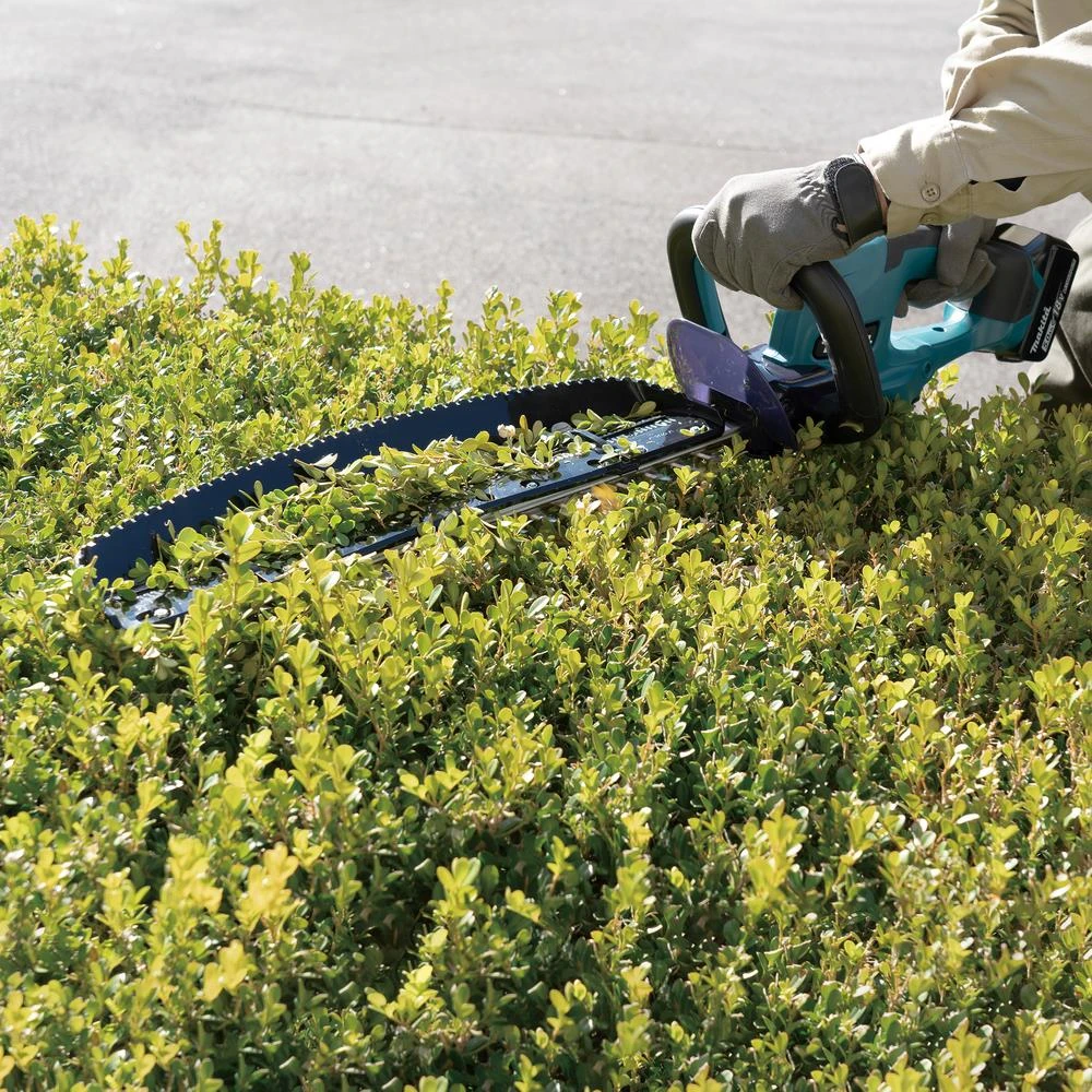 Makita Hedge Trimmer DUH507RT 18V LXT 50cm with 1x 5.0Ah Battery & charger
