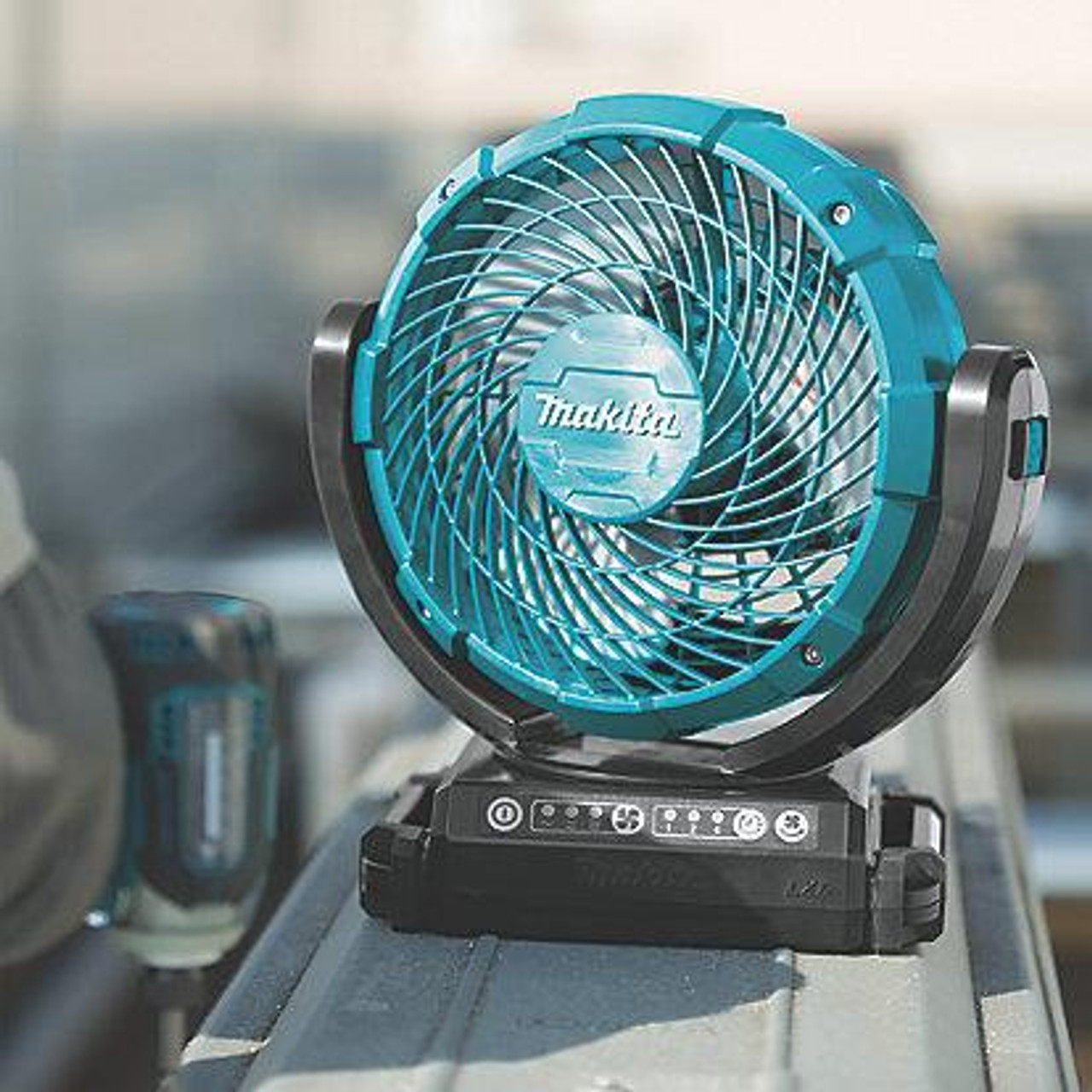 Makita Portable Fan DCF102Z 14.4/18V LXT Cordless Bare Unit