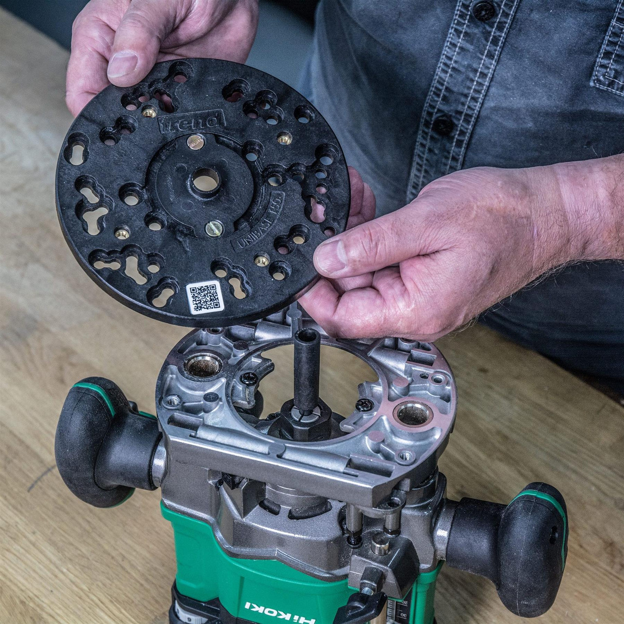 Trend Unibase/150 Universal 150mm Plunge Router Subbase C/w Pins & Bush