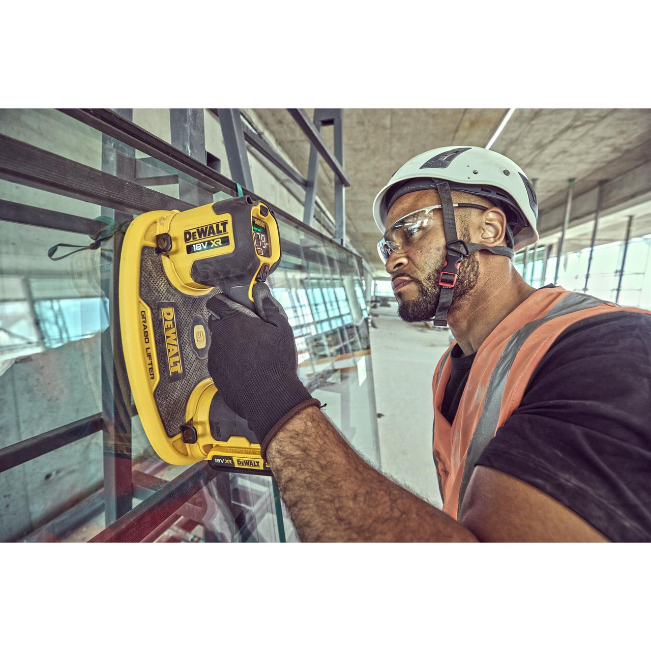 DeWalt DCE590N-XJ 18V XR Grabo Pro-Lifter Suction Lifting Tool Lifter - Body Only