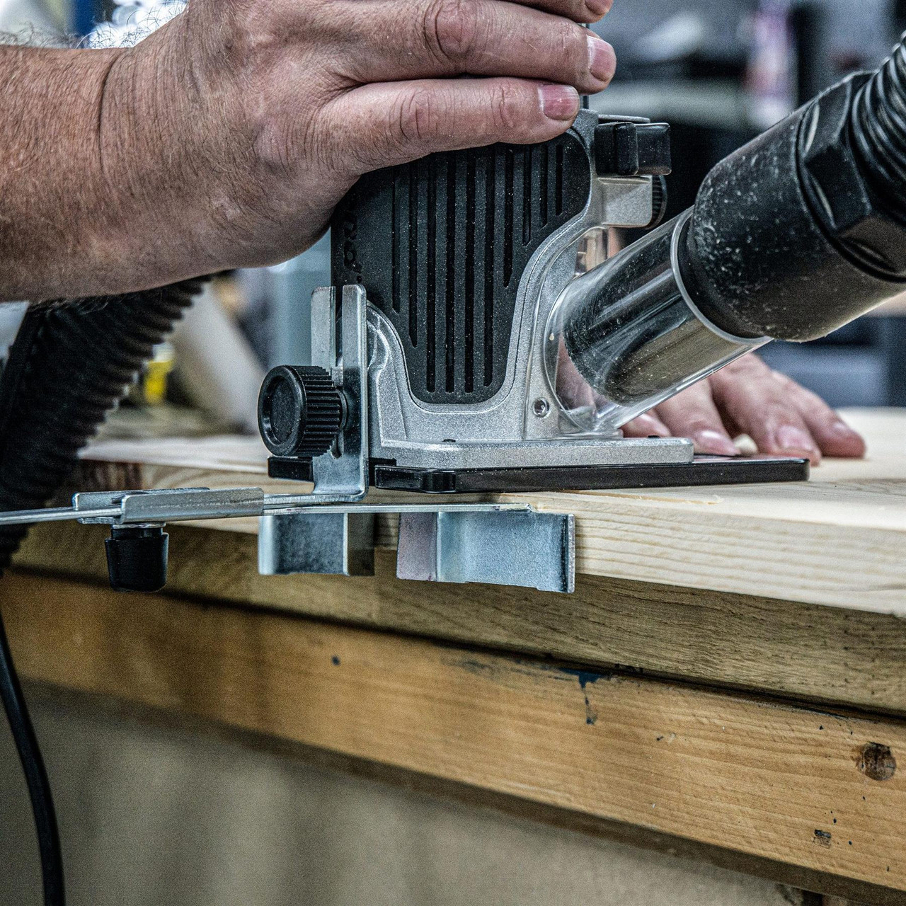 Trend T1ETS - 710W ¼” Trim Router 240V in Storage Bag