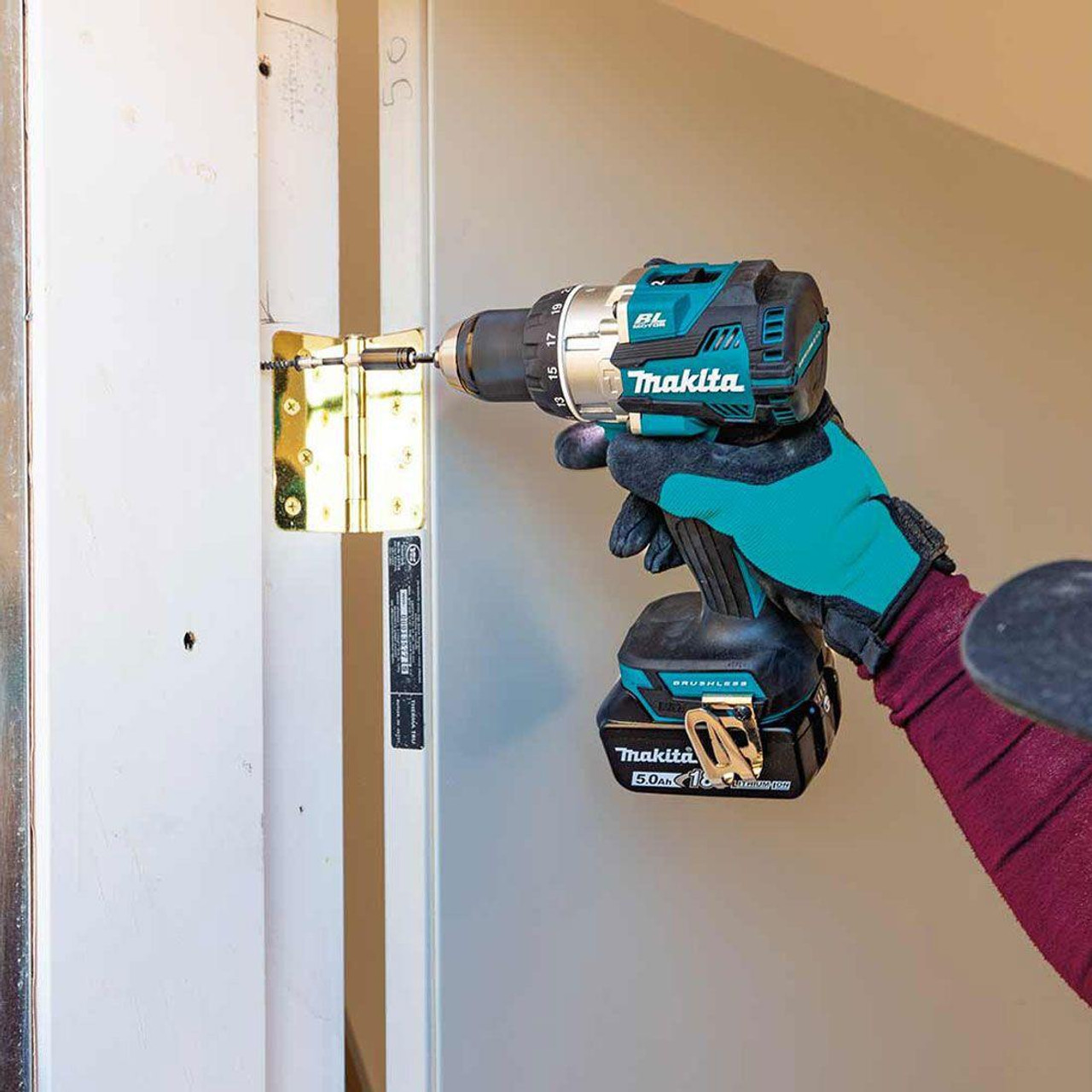 Makita DLX2507TJ 18v LXT Brushless Twin Kit Inc 2x 5.0Ah Batts