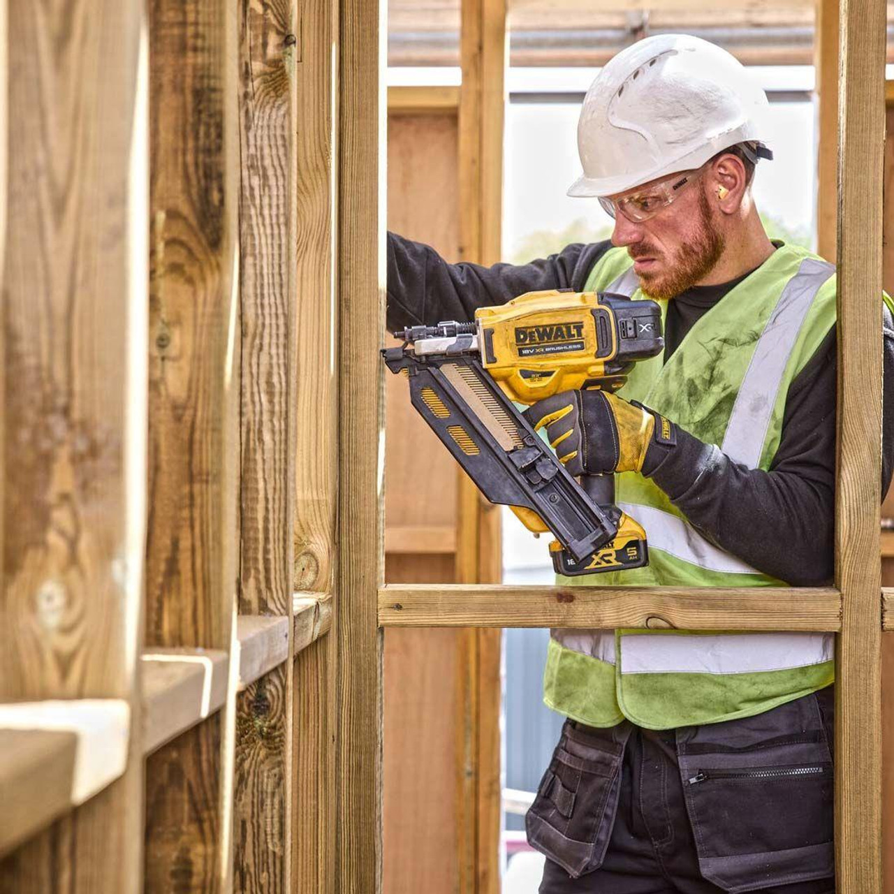 DEWALT DCN930N-XJ 18V XR Brushless 90mm Framing Nailer - Bare Unit