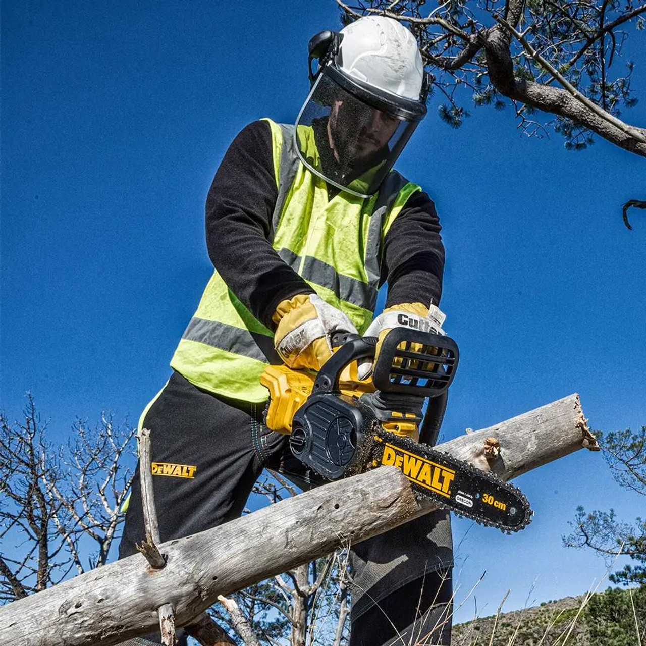 DeWalt DCMCS565N-XJ 18V XR Brushless 30cm Chain Saw (Body Only)