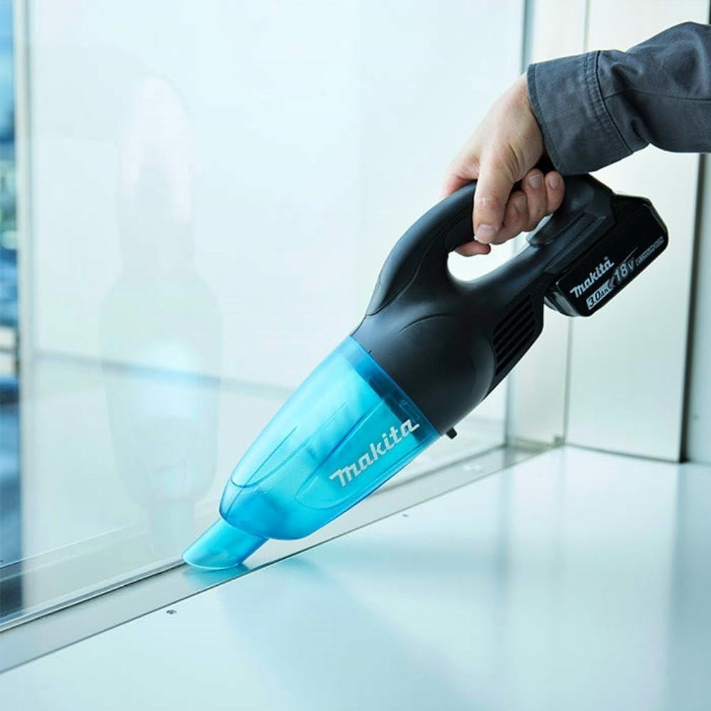 Makita DCL180ZB 18V LXT Cordless Vacuum Cleaner – 600ml, Black, Body Only