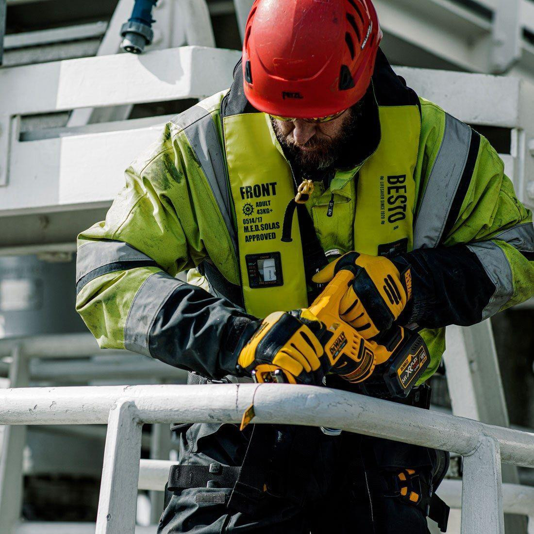 DeWalt DCS367N-XJ 18V XR Brushless Compact Reciprocating Saw - Bare Unit