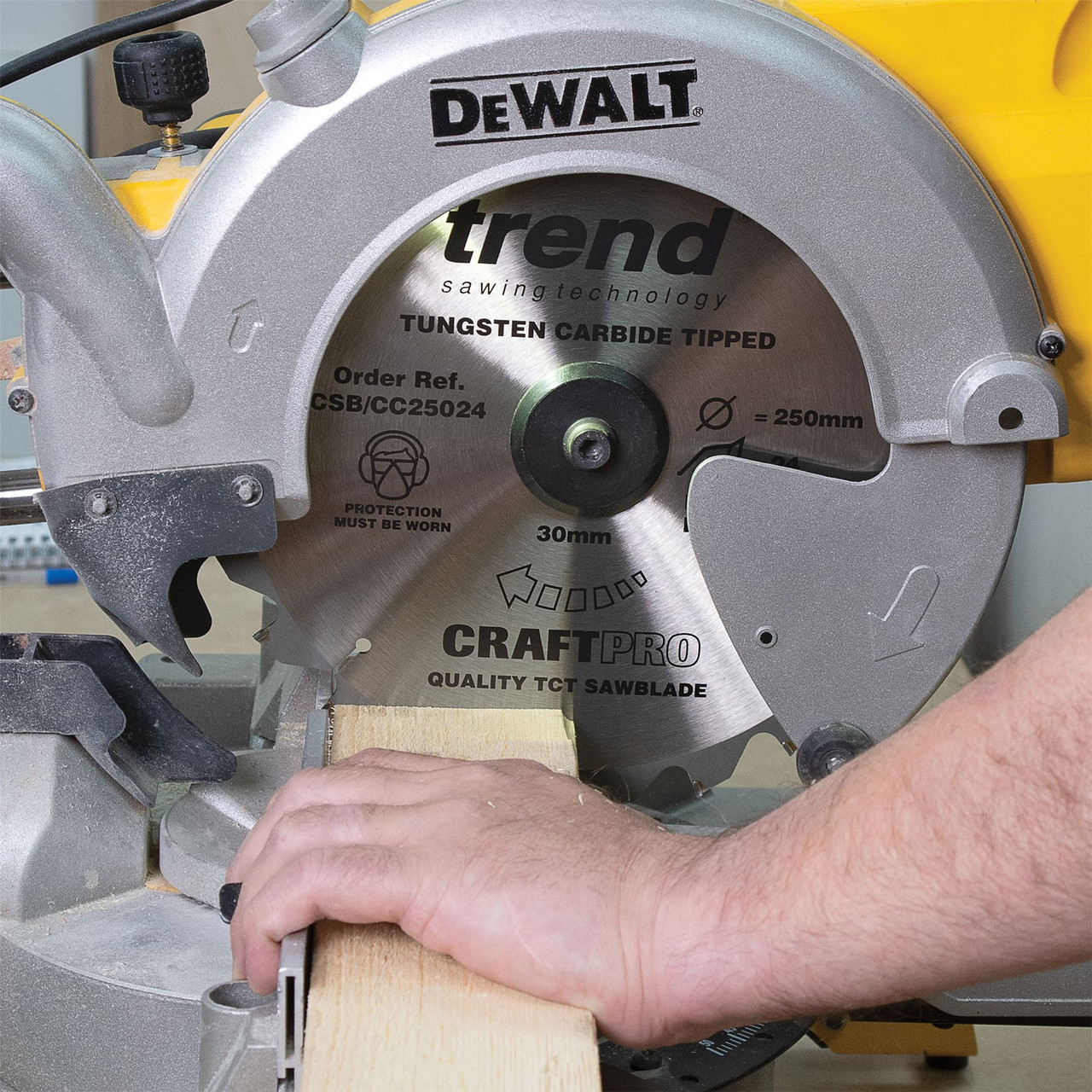 Trend CSB/CC30564 CraftPro 305mm 64T Circular Saw Blade 30mm Bore for Fine Finish Cutting