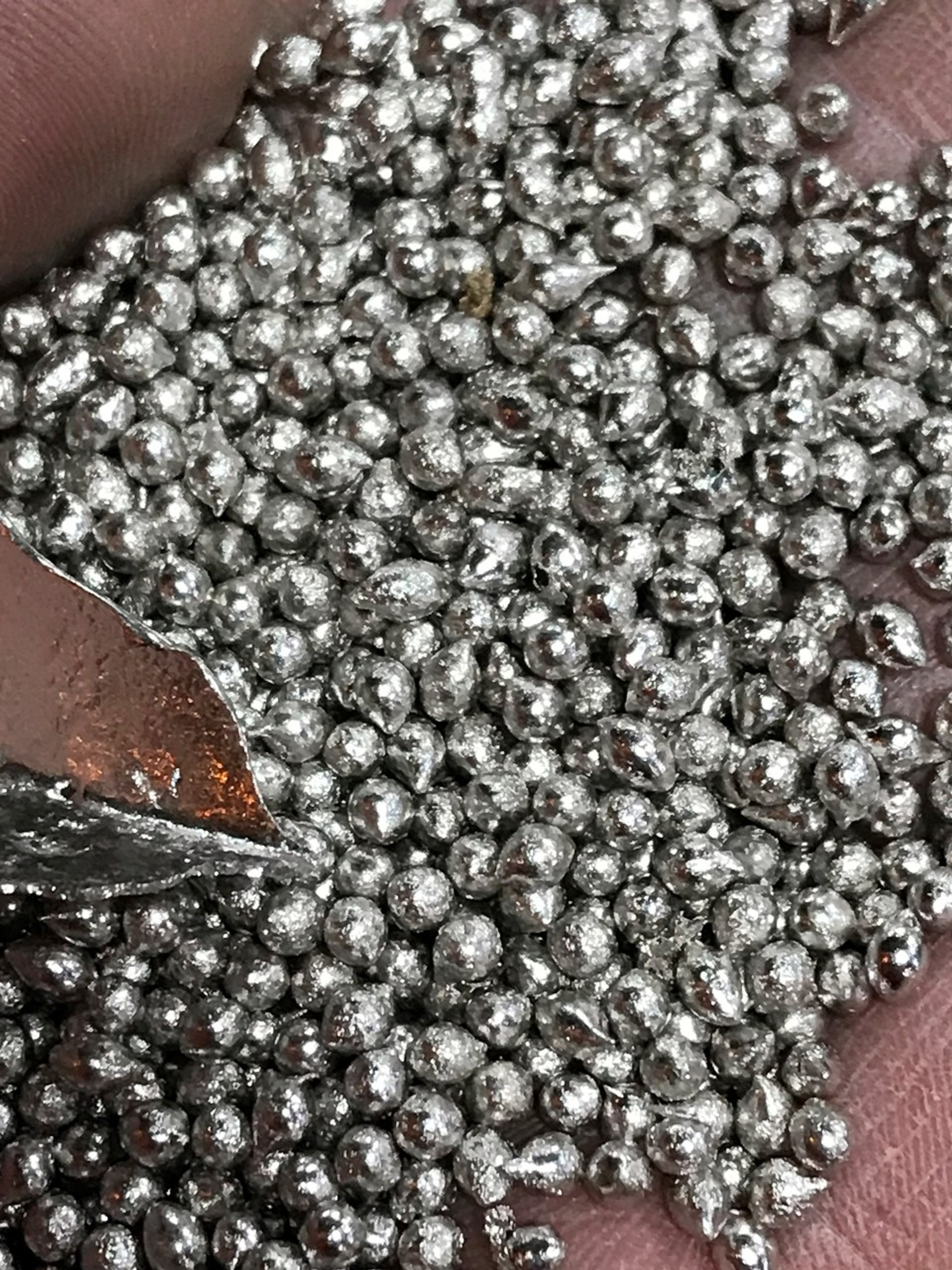 1 Pound Bleigießen / Molybdomancy Metal pieces, Easy to Melt and Lead