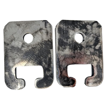 Shoot Steel Fence Post Hanger - Set of Two