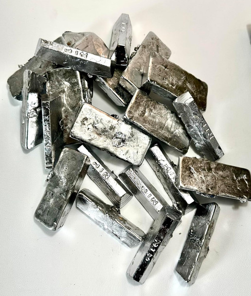 15 lbs total of little 1/2 and 1 lb Clean ingots