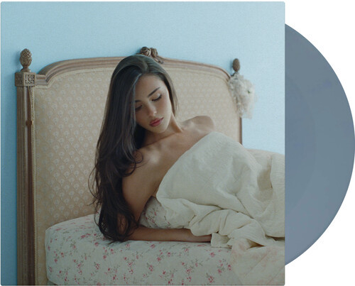 Madison Beer – locket (Vinyl, LP, Album, Dusty Blue, Alternate Cover)