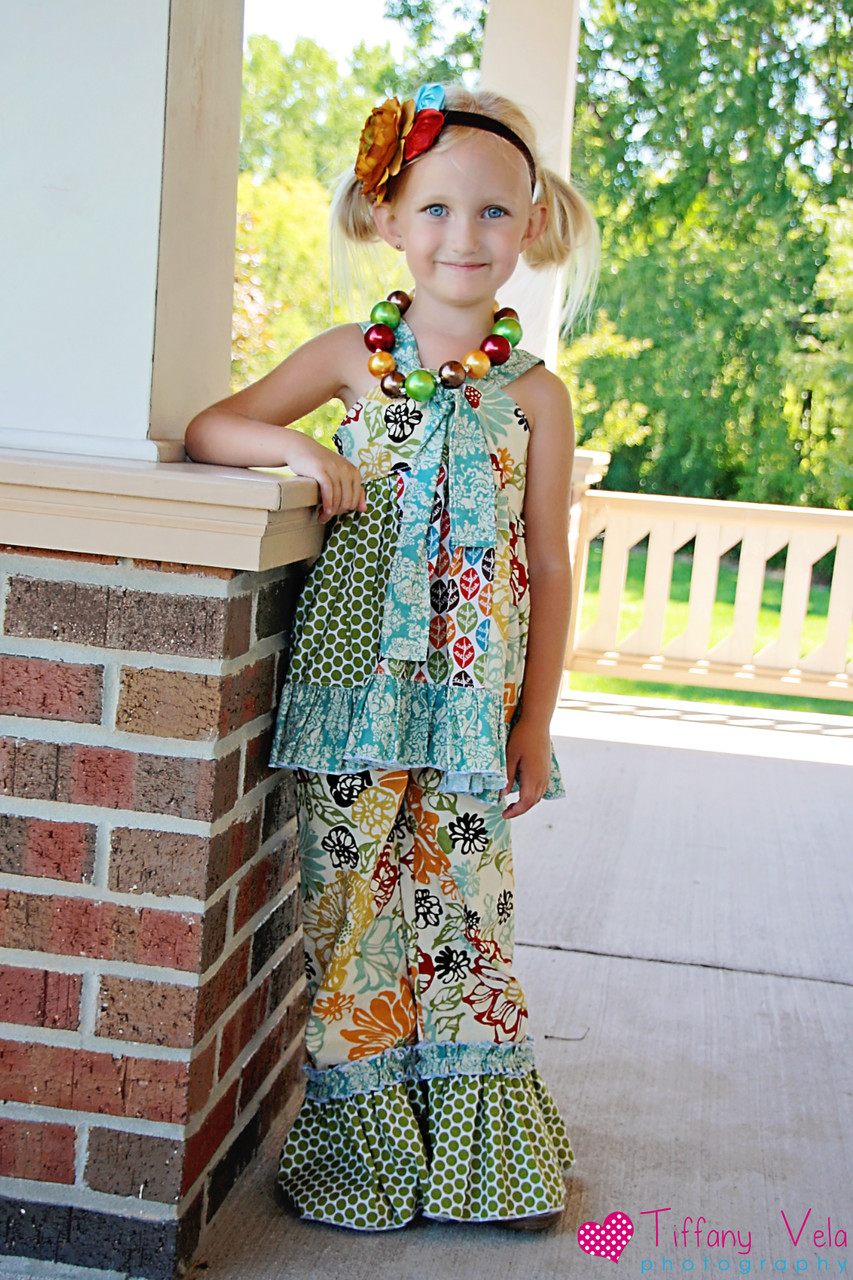 Olivia's Ruffle Butt Pants and Capris Sizes NB to 8 Kids and Dolls