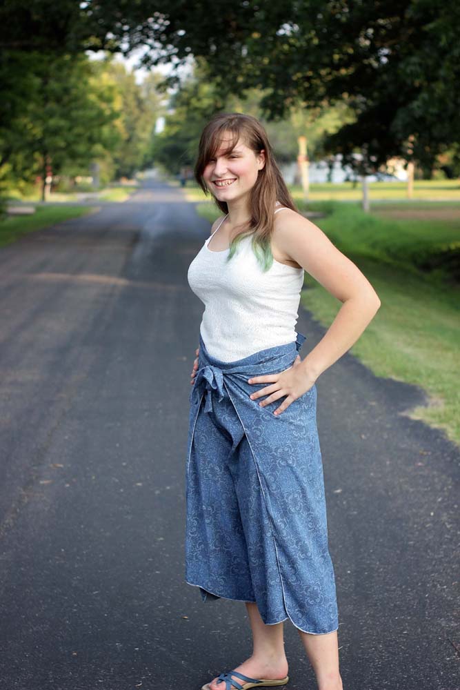 Willa's Women's Wrap Shorts, Capris, and Pants Sizes XXS to 3X Adults PDF  Pattern