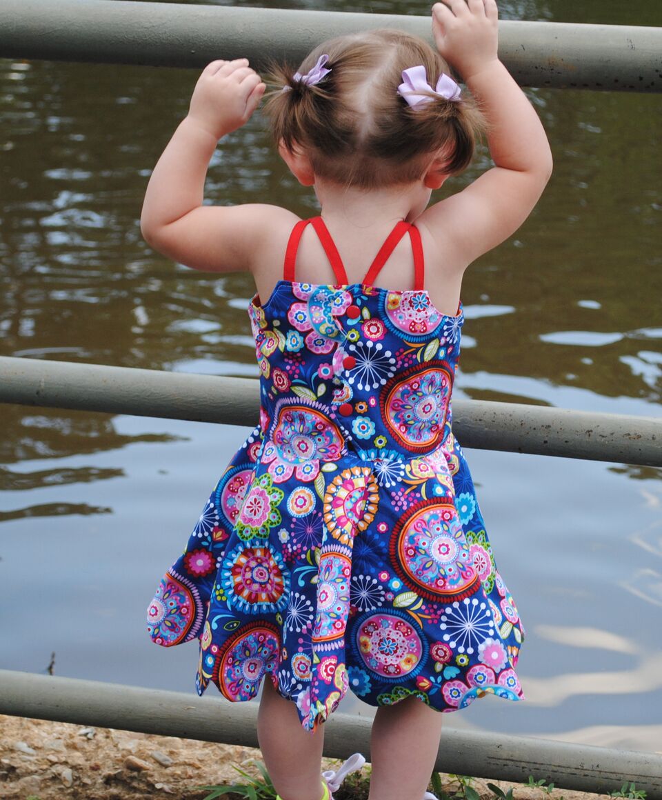 Madeline's Reversible Scalloped Shorties Sizes 6/12m to 15/16 Kids PDF  Pattern