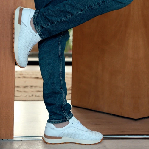 EXOTIC SNEAKERS