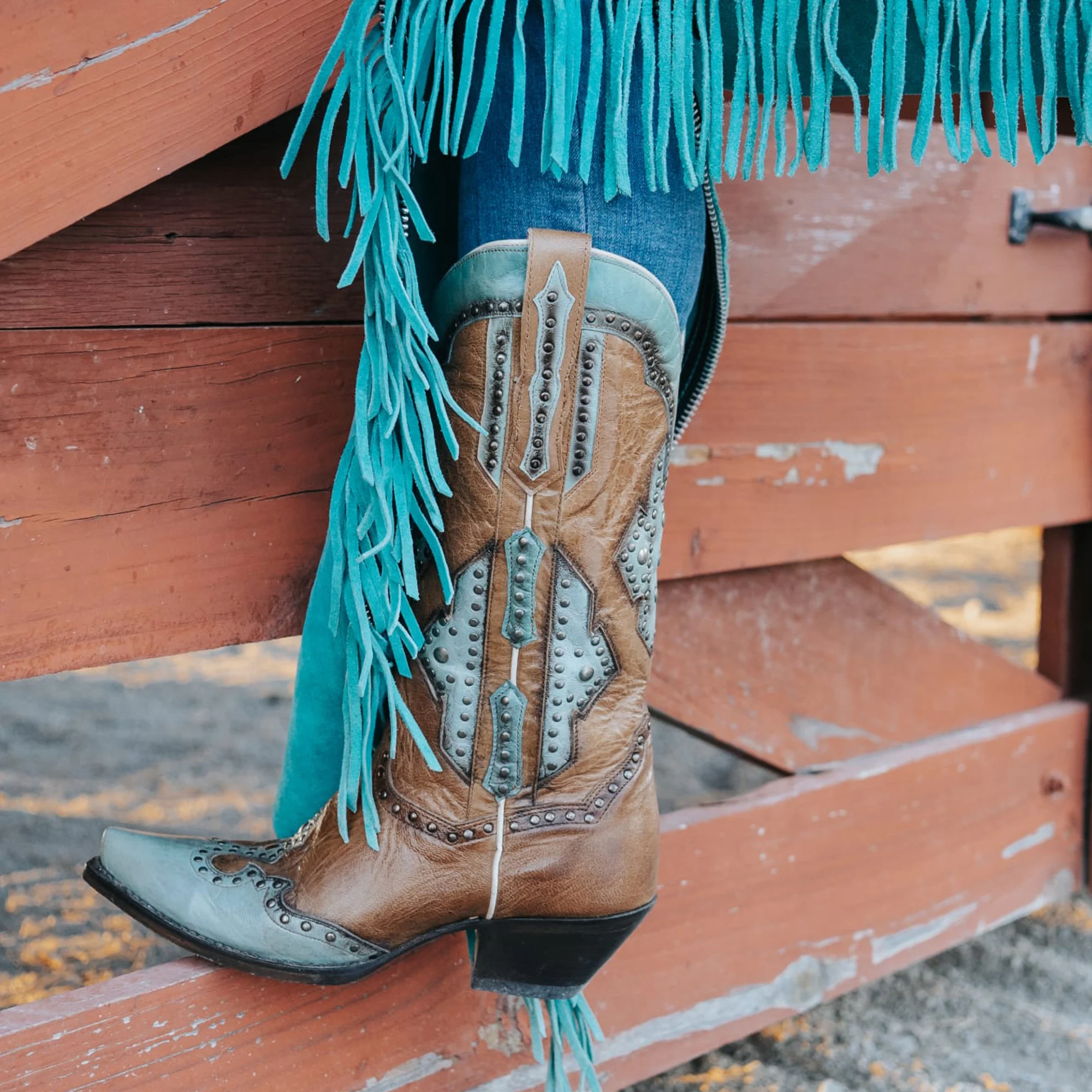 WESTERN BOOTS