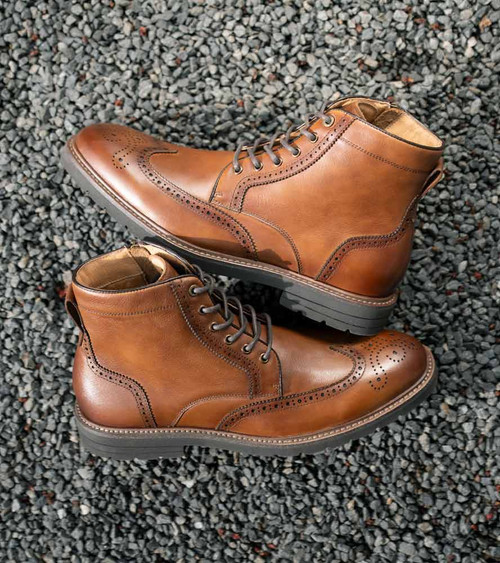 Florsheim Redford cognac wingtip lace up boot