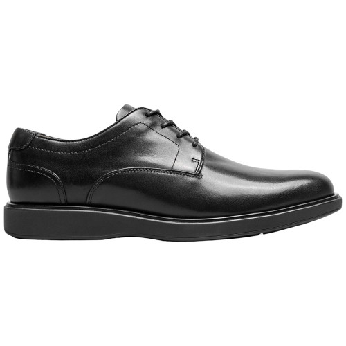 Florsheim Avenue black chukka boot, angled side view showing smooth leather
Florsheim Avenue black chukka boot, rear view showing heel and outsole
Florsheim Avenue rubber outsole showing tread and traction
Florsheim Avenue boot interior showing Suedetec lining and COMFORTECH footbed
Florsheim Avenue men's black leather chukka boot craftsmanship detail
