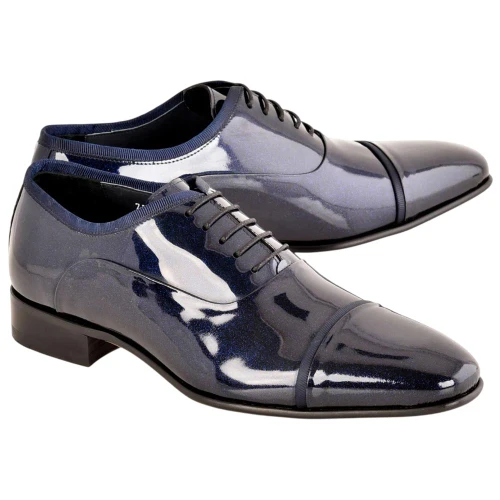 Corrente Men's Patent Leather Cap-Toe Oxford in Navy – side profile view showing glossy patent finish