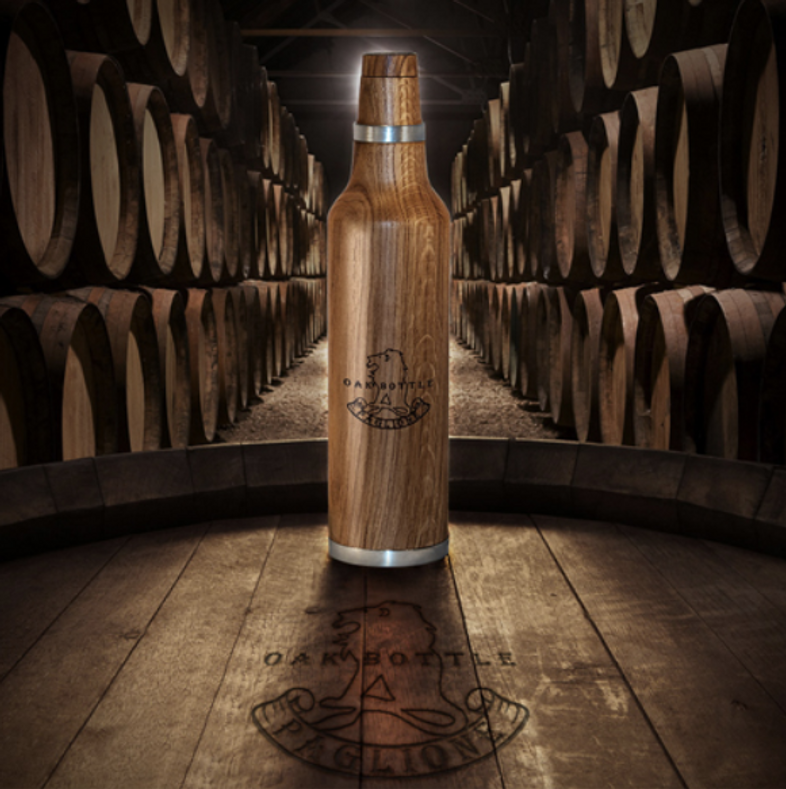 A Gentleman's Trove's Guide to Aging Spirits Like the Pros with the Oak Bottle