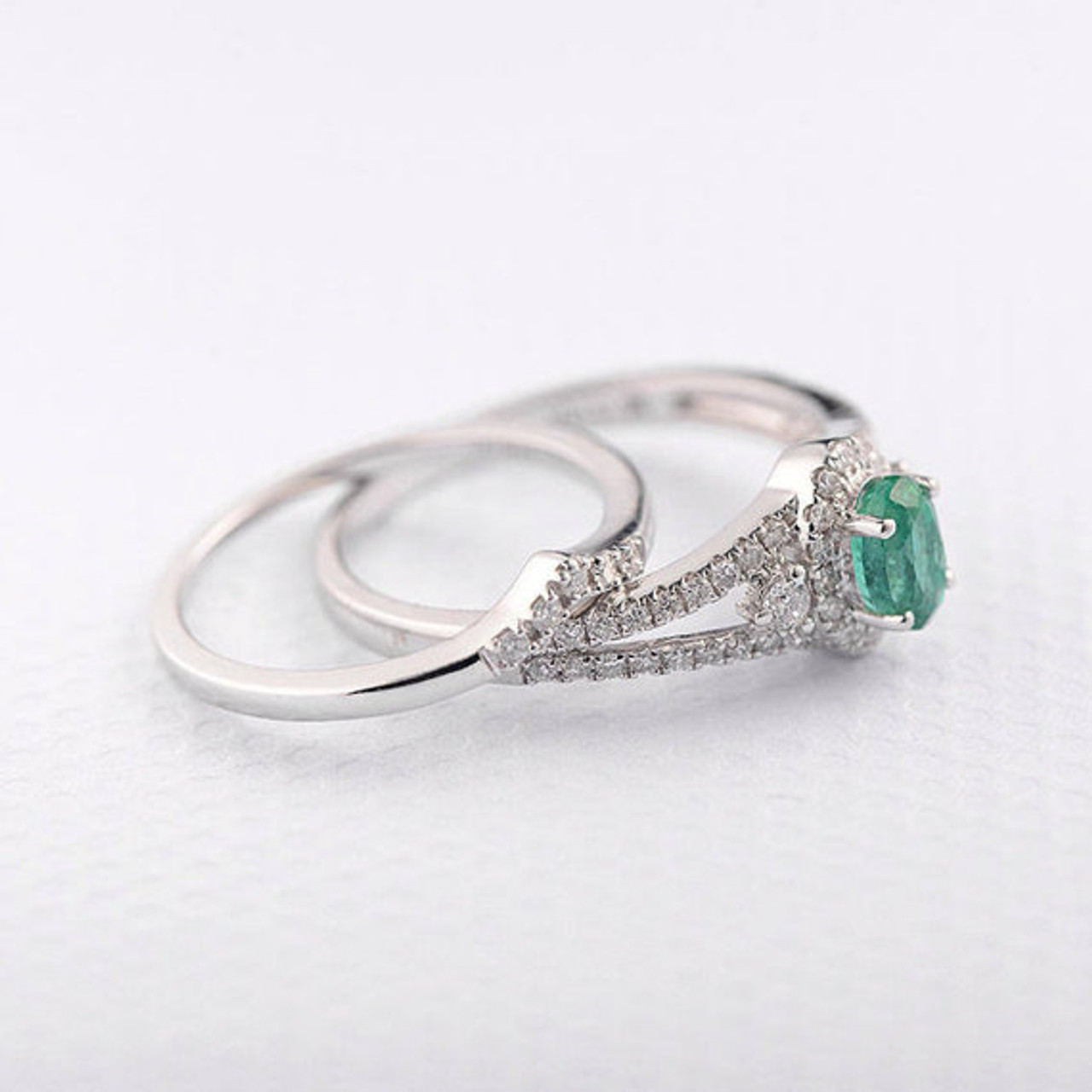 Emerald Ring Set - Oval Cut Engagement Ring in White Gold & Emerald ...
