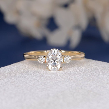 Yellow Gold 5*7mm Oval Cut Moissanite Bridal Ring Three Stone Ring 