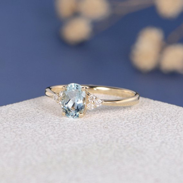 5*7mm Oval Cut Aquamarine Cluster Engagement Ring