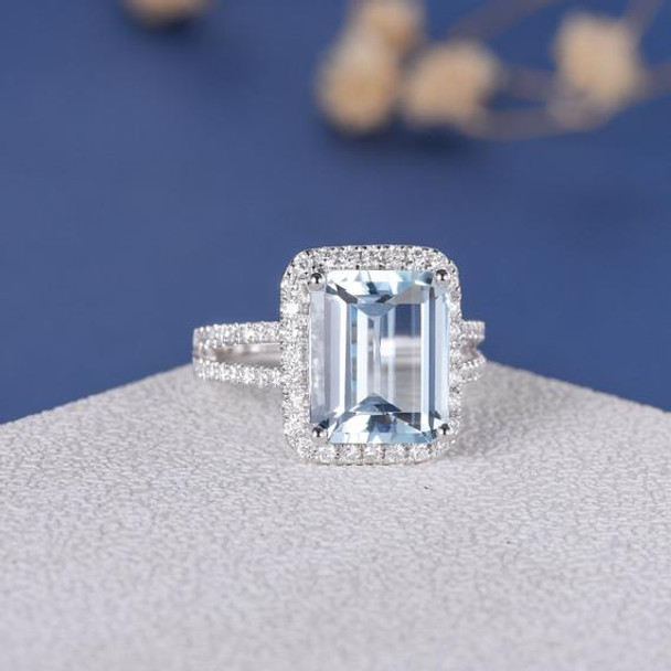 8*10mm Emerald Cut  Aquamarine Split Shank  Engagement Ring