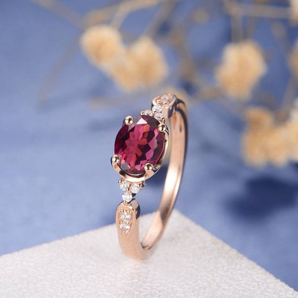 6*8mm Oval Cut  Red Stone Garnet Cluster Engagement Ring 