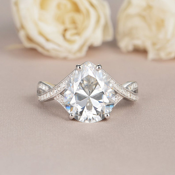 10*12mm Pear Cut Moissanite Wedding White Gold Ring Diamond Ring