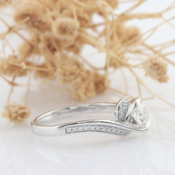 Twist Band Moissanite Ring Engagement Wedding Ring