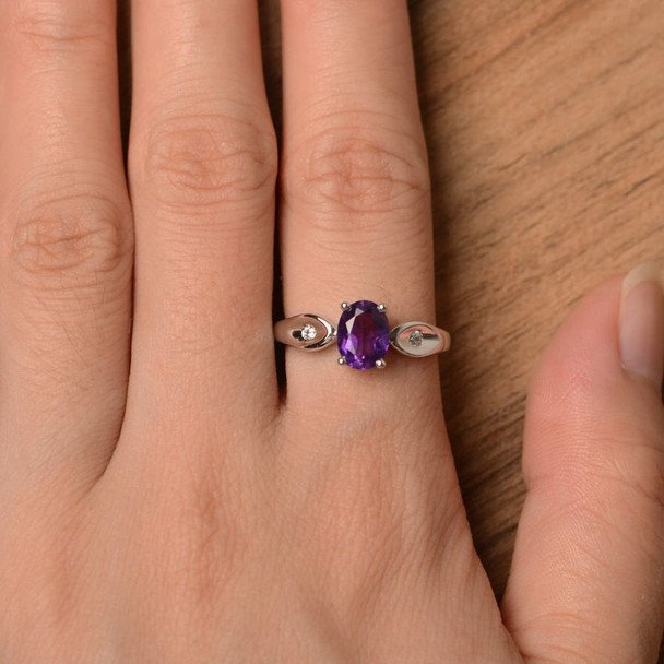 Oval Cut Gemstone Birthstone Purple Gems Sterling Silver Ring 