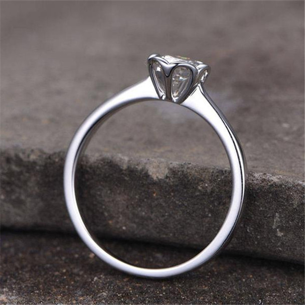 Round Shaped Cubic Zirconia Engagement Ring CZ Wedding Ring Silver Ring 