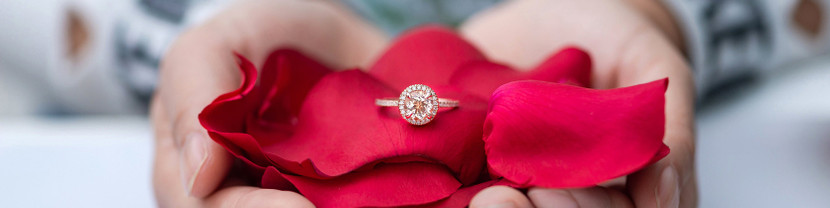 Engagement Rings Buying Guide