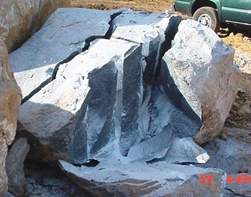 Da-Mite Rock Splitting Mortar / Expanding Grout / Non-Explosive Rock Removal