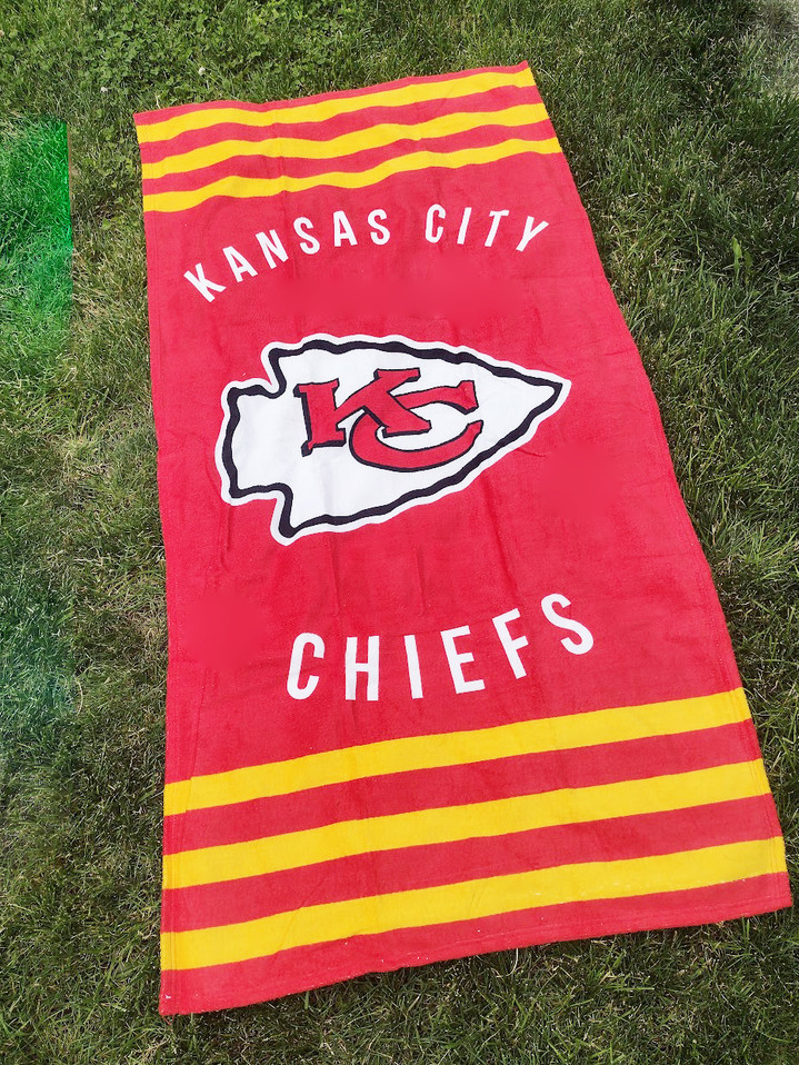 Kansas City Chiefs NFL Unisex-Adult Beach Towel