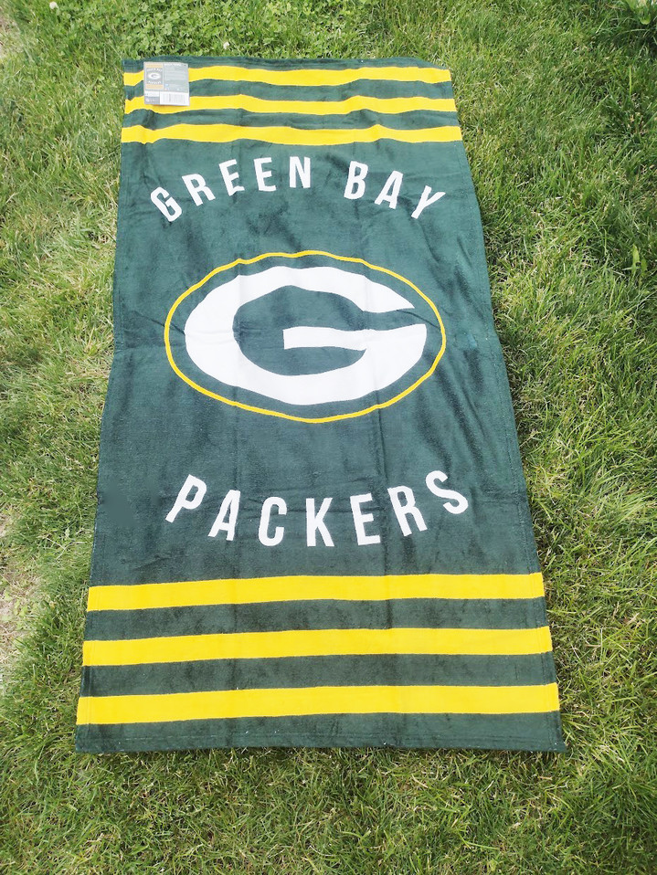 Green Bay Packers NFL Unisex-Adult Beach Towel