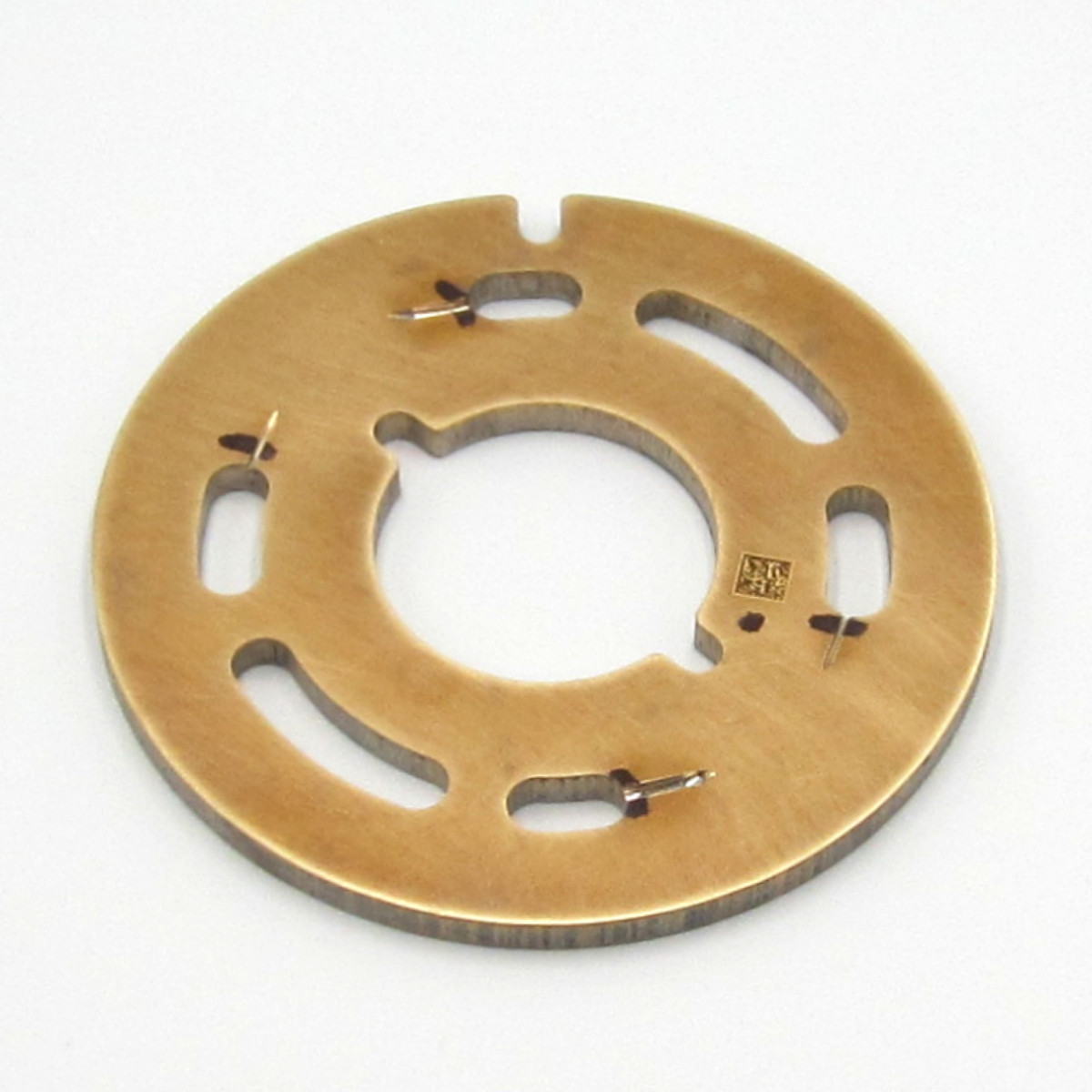 CASE 1840 Drive Pump Valve Plate RH - MC