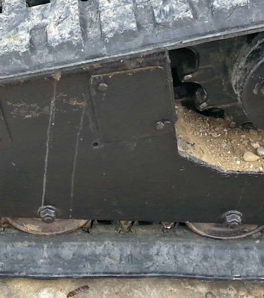 bottom-roller-for-bobcat-t300-track-loader-0