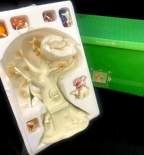 Snowbabies Dept 56 A Very Pooh Christmas Rare Disney Tree &amp; Ornament Set 2006