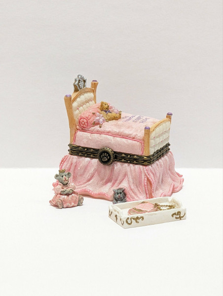 Boyds Treasure Box The Royal Bed w/Princess Pipsqueak McNibble 392164