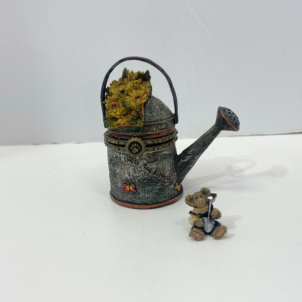 Boyds Treasure Box Tilly’s Watering Can with Digger McNibble 4015203