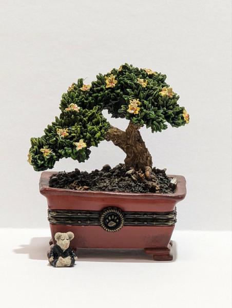 Boyds Treasure Box Mr. Chen’s Bonsai Tree w/Zen McNibble 392161