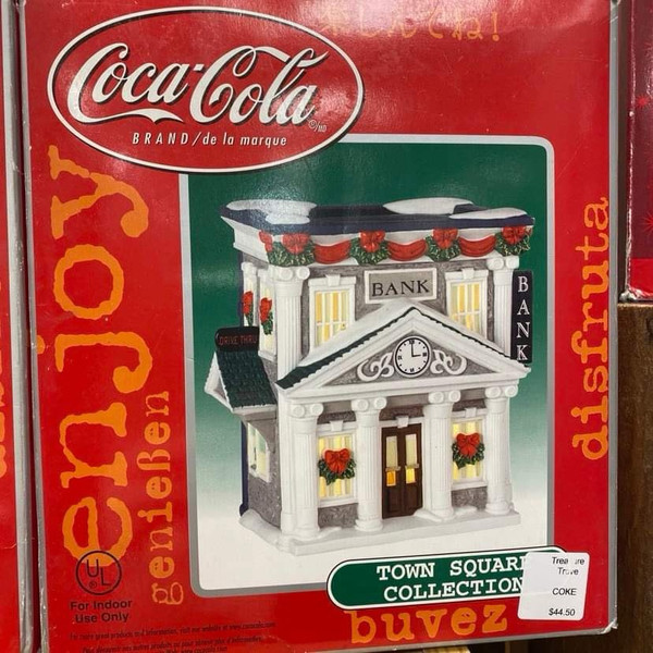 Coca-cola Town Square Collection Bank Christmas Coke Village Lighted Building