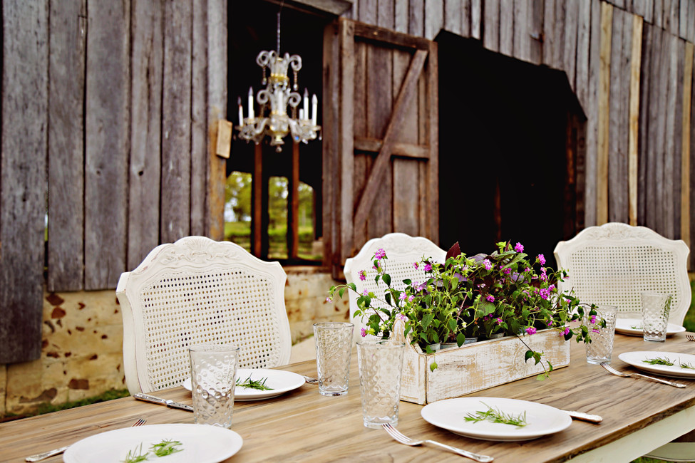 Simple Summer Outdoor Dinner